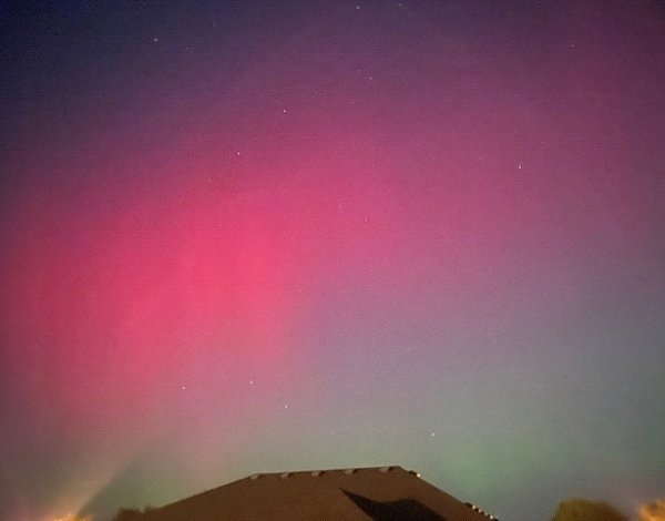 Northern lights during the evening of October 10, 2024, Columbia, MO.